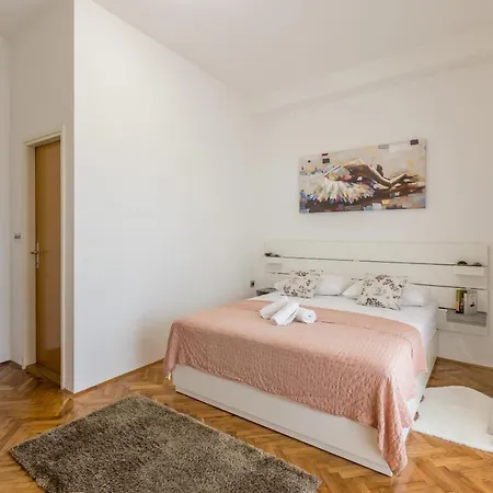 Family Jadrijevic Apartment *