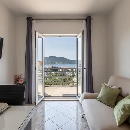 Family Jadrijevic Apartment
