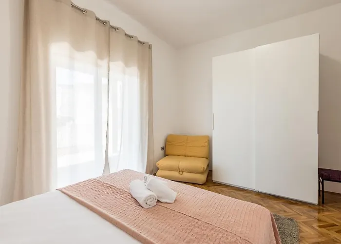 Apartment Family Jadrijevic Primosten