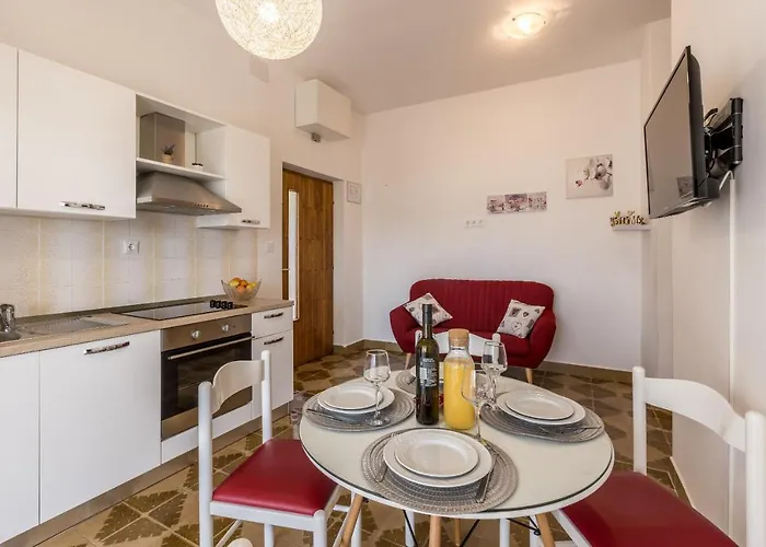 Family Jadrijevic Primosten