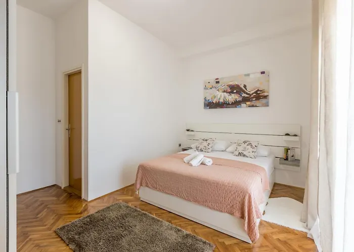 Family Jadrijevic Apartment *